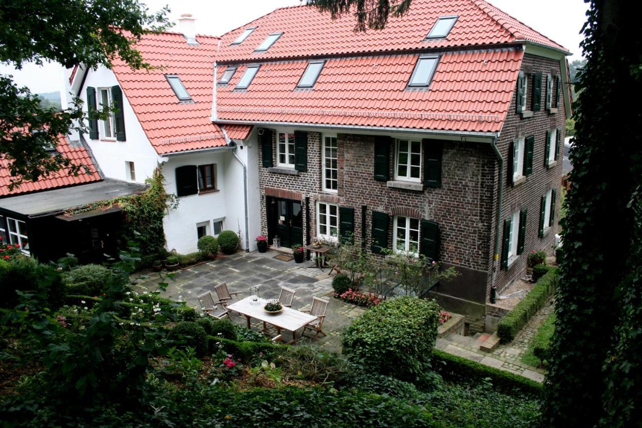 Landhaus In Idyllischer, Ruhiger Lage Und Flughafennaehe Ratingen Extérieur photo